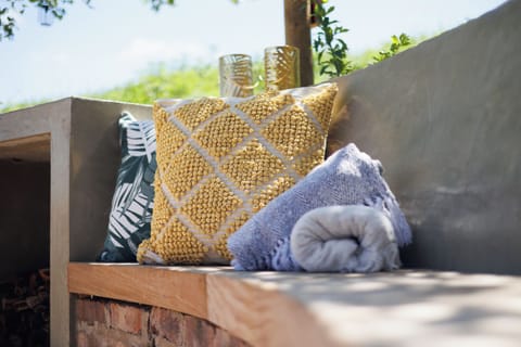 Exclusive Couples Hideaway • Designer Cabin • Hot Tub • Play Room • Views Cabin in Western Cape