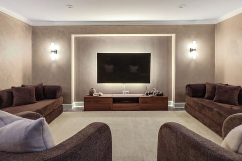 Movie Room | Lower Level | 2 King Foldout Mattresses