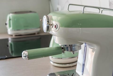 Roby's House - Your Cozy Shelter Near Vallelunga Racetrack Apartment in Viterbo