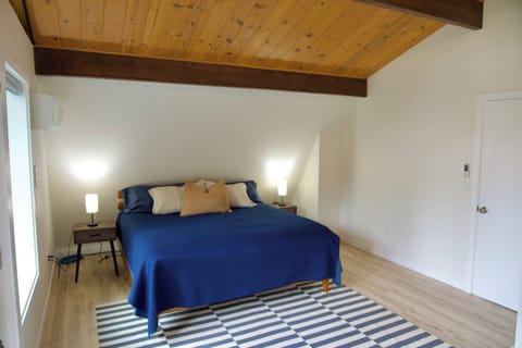 PetOK. WiFi. Parking. W/D. Yard. Netflix House in Clackamas County