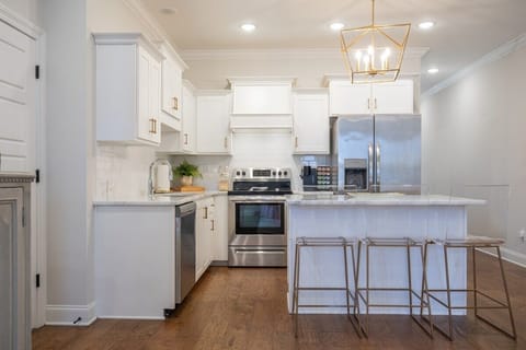 The Alexa, 3BR Retreat by Velvet Ditch Villas House in Oxford