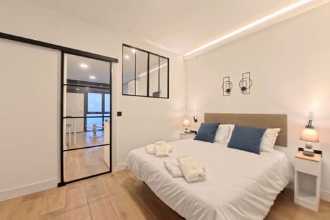 Apartamento a estrenar en La Latina · Muy luminoso Apartment in Madrid