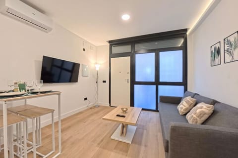 Apartamento a estrenar en La Latina · Muy luminoso Apartment in Madrid