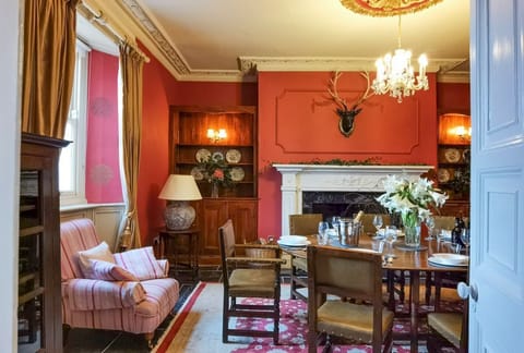 Combe Martin House - Eight Bedroom Villa, Sleeps 15 Villa in North Devon District