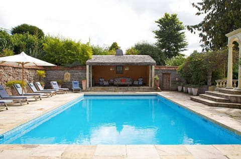 Amberstone Manor - Ten Bedroom Villa, Sleeps 20 Villa in North Devon District