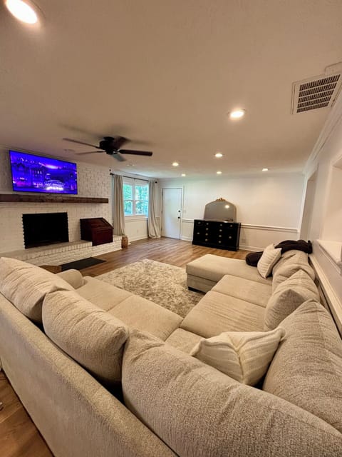 Masters rental, 4 bedroom 2 full baths House in North Augusta