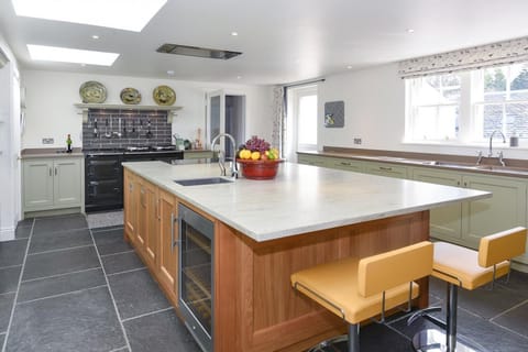 Spey Valley House - Eight Bedroom Villa, Sleeps 16 Villa in Scotland