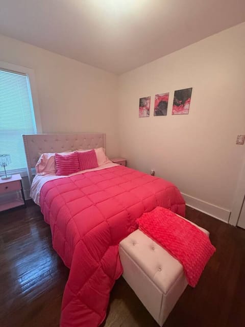 Spacious 3BR Near Downtown Detroit House in Detroit