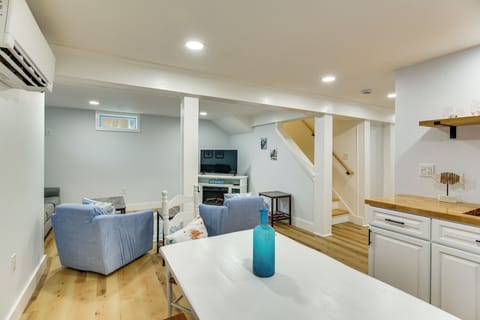 Basement Lounge | Lower Level