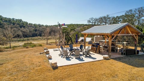 Incredible retreat on the Guadalupe River House in Rio Grande