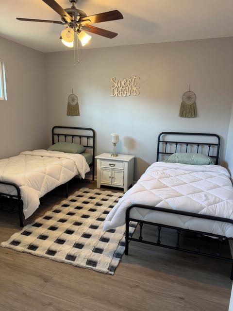 Cozy & Close to downtown Chattanooga House in Chattanooga