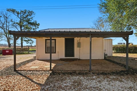 Nature Escape Studio Apt on 22 Acres! Apartment in Harris County