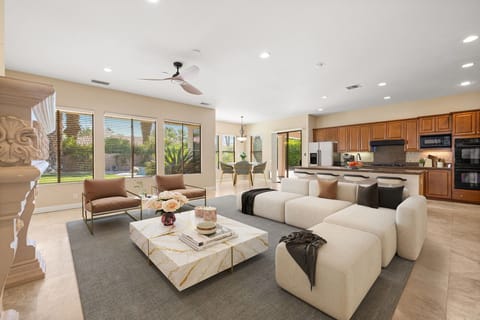 Desert Luxe Oasis: Private Pool and 4+ BR in Gated South La Quinta! House in La Quinta