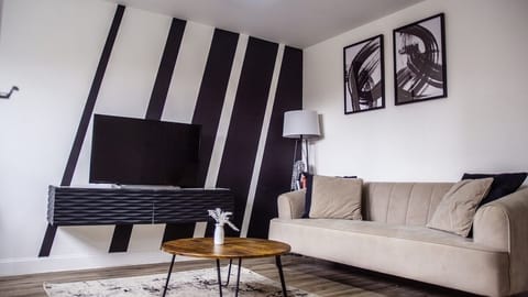 3 Bedroom Home In Warwickshire, United Kingdom House in Rugby