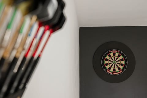 3 Bed Townhouse | Secure Parking | Sleeps 9 House in Ipswich