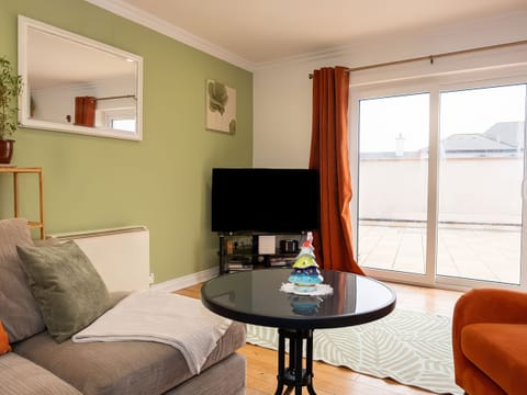 ENNISKILLEN HIDEAWAY, family friendly in Enniskillen Cottage in Enniskillen