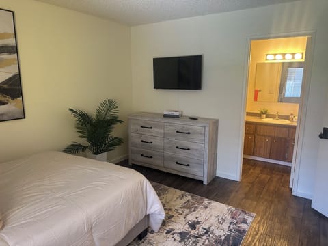 Private Comfy Home near ASU & PHX Airport Apartment in Tempe