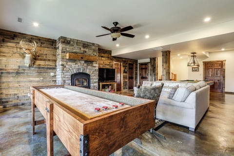 Game Room | Fireplace | Board Games