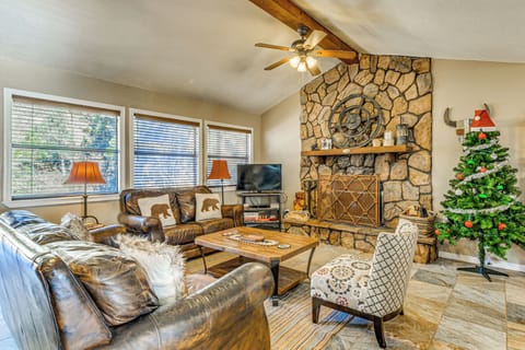 Ruidoso Vacation Rental | 4BR | 3BA | Steps Required | 1,900 Sq Ft