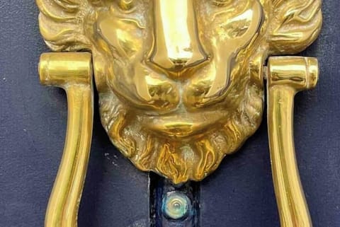 Beautiful central Edinburgh town house in the heart of the city. House in Edinburgh