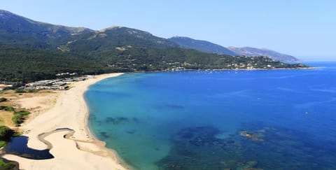 Mobil Home 3 bedrooms 6 persons semi-covered terrace Campground/ 
RV Resort in Corsica