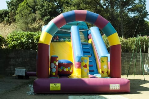 Mobil Home 3 bedrooms 6 persons semi-covered terrace Campground/ 
RV Resort in Corsica