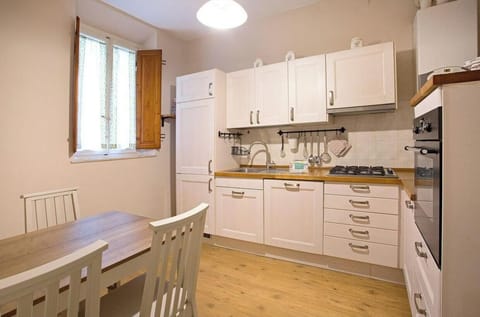 CASA AL GELSO, authentic Tuscan atmosphere Apartment in Capannori