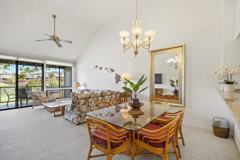 Peaceful Golf Course Retreat with Partial Ocean Views-Wailea Grand Champions #78 Apartment in Wailea