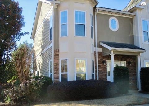 Exterior - End Unit
