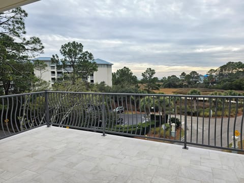 Private Third Floor Deck at 13 Bradley Circle
