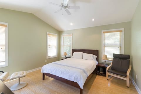 Sage advice: book this airy retreat before someone else steals your snooze!