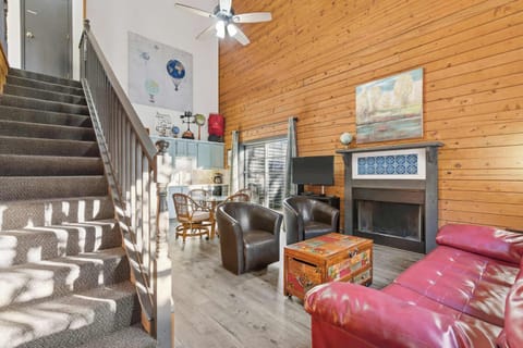 Charming. Comfortable. Convenient Welcome to The Traveler’s Nest