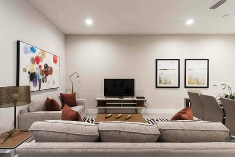 Communal lounge / TV room,Living Room