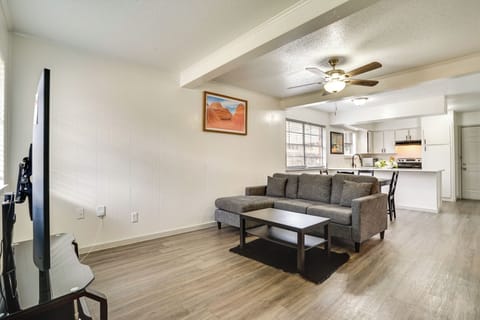 Arlington Vacation Rental | 2BR | 1BA | 900 Sq Ft