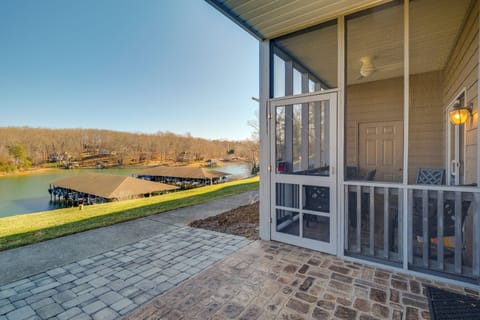 Huddleston Vacation Rental | 2BR | 2BA | 1,303 Sq Ft