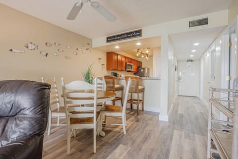 Dining table + bar seating