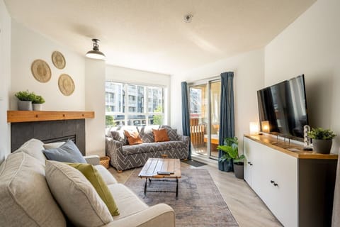 Welcome to Market Place Lodge! Your cozy mountain retreat in the heart of Whistler Village.
