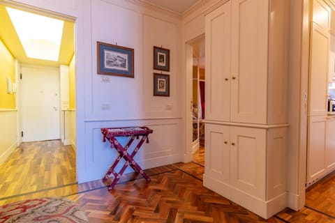 Casa Orta apartment with lake view Apartment in Orta San Giulio