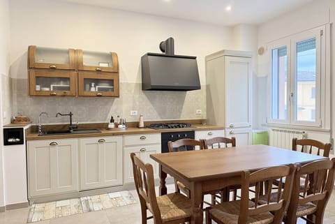 SE199 - Senigallia, cozy and spacious two-bedroom apartment near the city center Apartment in Senigallia