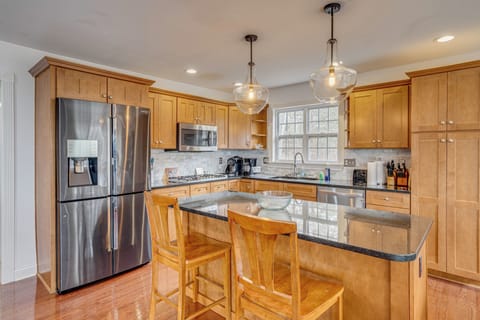 Kitchen | Main Level