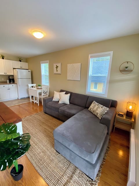 Sandy Toes and Salty Seas Cabin in Ucluelet