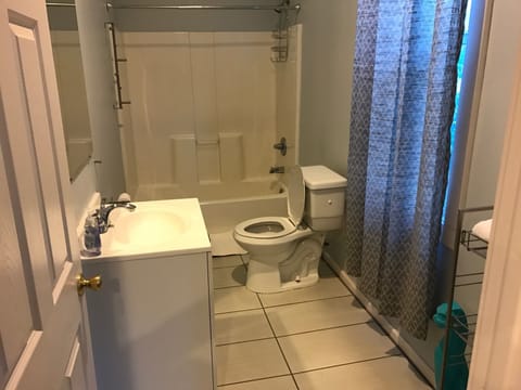 Remodeled Close-in Walkable Unit! Apartment in Portland