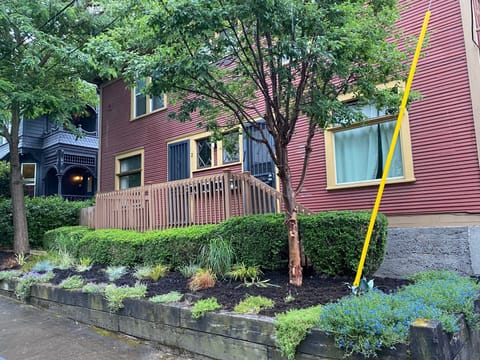 Remodeled Close-in Walkable Unit! Apartment in Portland