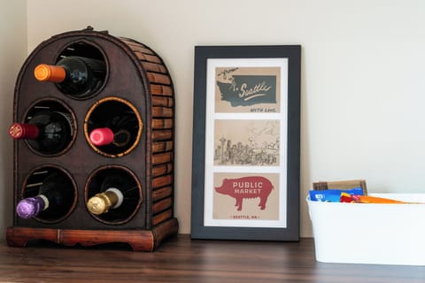 Modern 5BR - Peaceful Greenwood Retreat House in Seattle