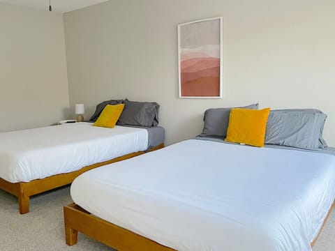 The Lovely. Perfect ATX Family Getaway House in Jollyville