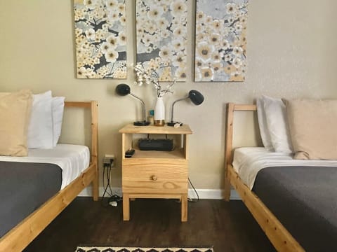 Lovely South Austin Condo. All Essentials Included Apartment in South Congress