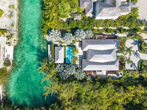 Villa Khaya - Bespoke Waterfront Home (1345)