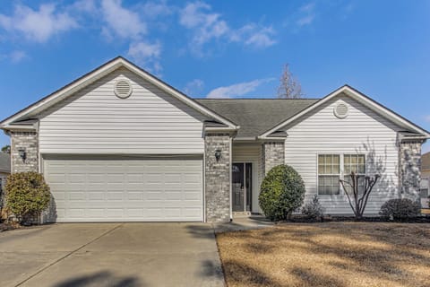 Longs Vacation Rental | 3BR | 2BA | 1,301 Sq Ft