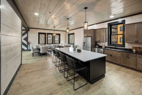 Great spot for coffee, snacks, or a quick chat.