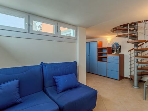 Flooring, Interior Design, Floor, Wood, Furniture, Ceiling, Room, Apartment, Couch, Living Room